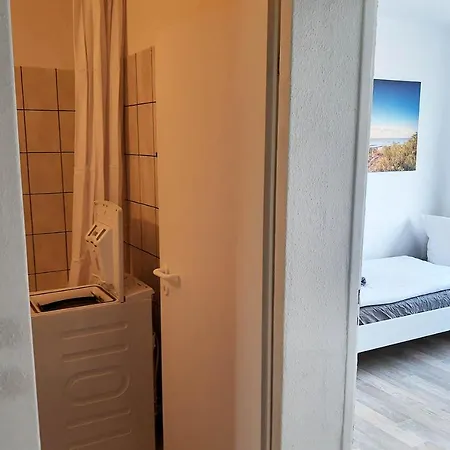 Apartment Monteurwohnungen Halle, Einzelbetten, Kueche, Naehe Leuna & Schkeuditz Halle (Saale)
